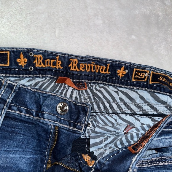 Rock Revival Skinny Jeans - Picture 5 of 6